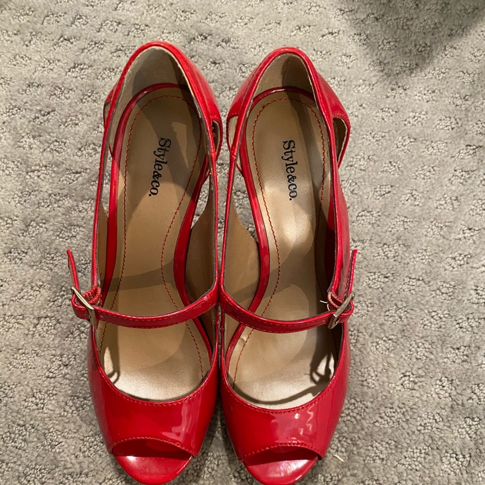 Red Peep-toe heels Size 5
